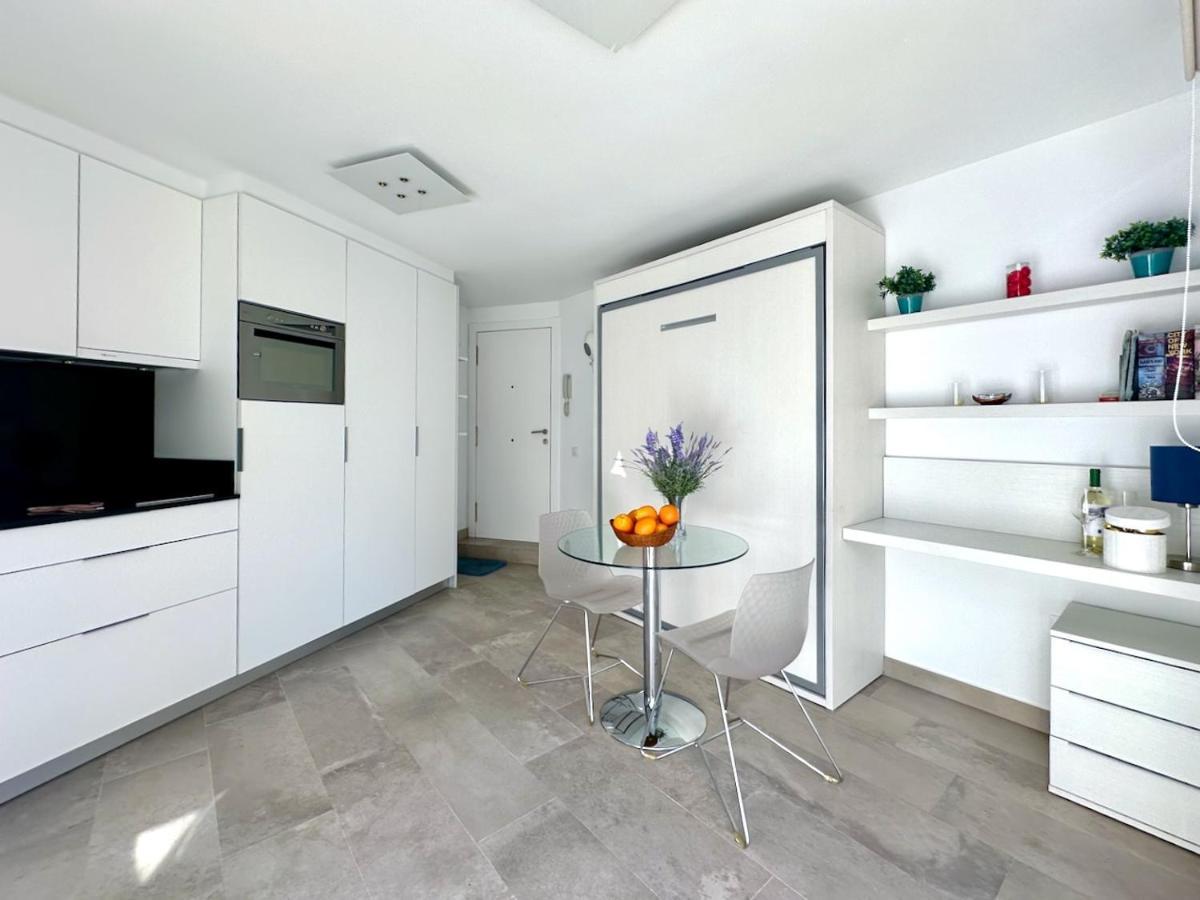 Apartamento Modern Near The Sea